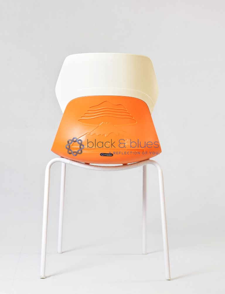 DIOR CAFETERIA CHAIR